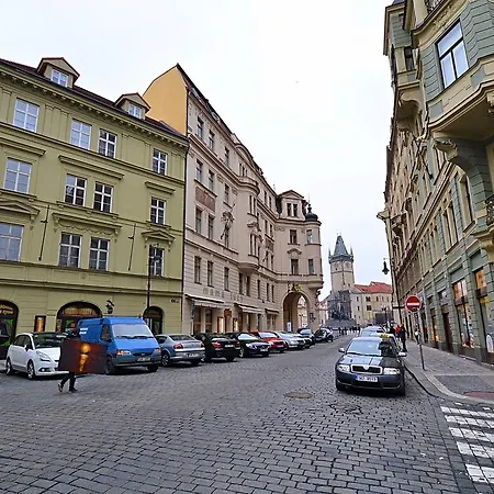 Apartament Ramova *
